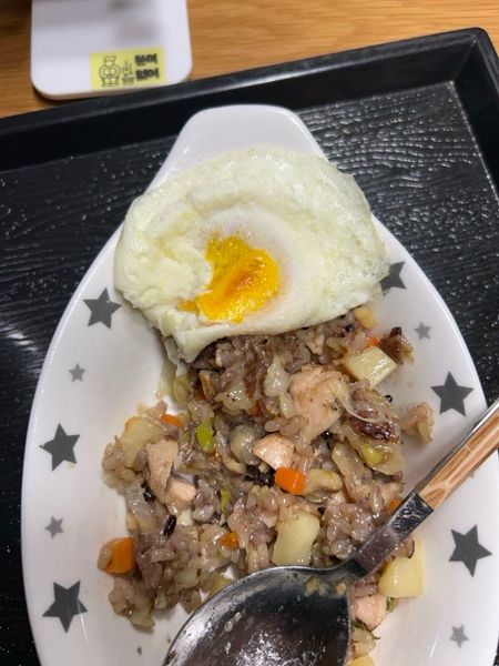 鶏むね肉チャーハンのサムネイル