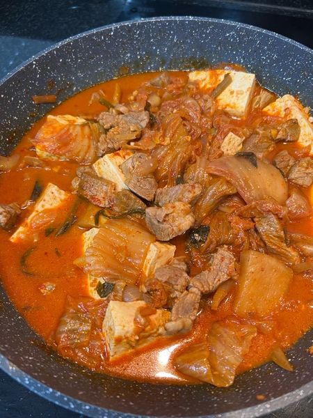 두부 돼지고기 김치찌개의 썸네일