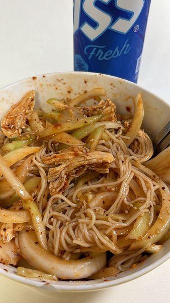 류수영비빔국수의 썸네일