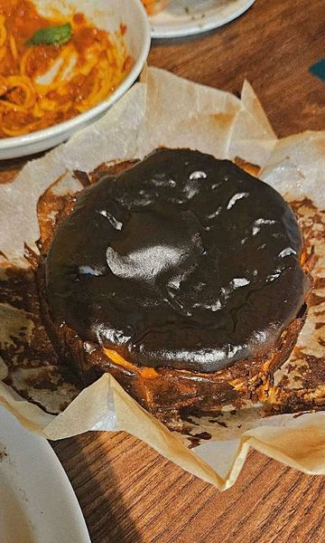 ジャドール バスクチーズケーキ（キシリトール使用）のサムネイル