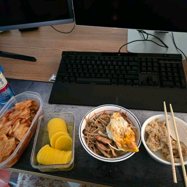 豚肩ロースともやしの炒め物のサムネイル
