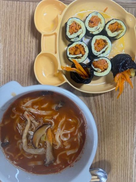 계란당근김밥의 썸네일
