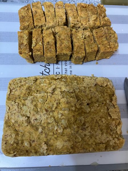 りんごとにんじんとアーモンドのオートミール卵パンのサムネイル