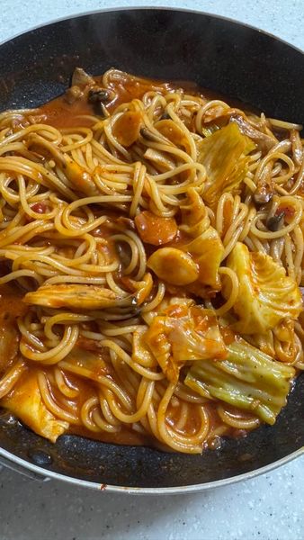 토마토 매콤 파스타의 썸네일
