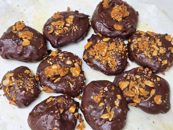 🍪ダンシェクッキー アーモンドエッグのサムネイル