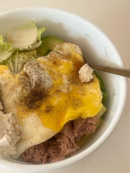 참치아보카도계란두부밥의 썸네일
