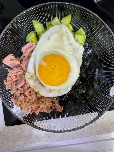 오이두부비빔밥의 썸네일