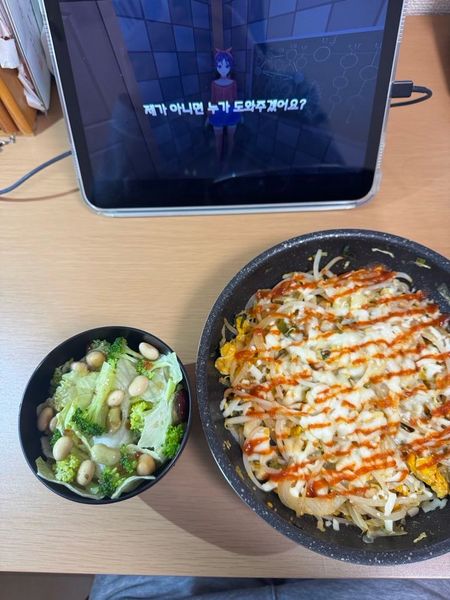 야채만 있는 팟타이의 썸네일