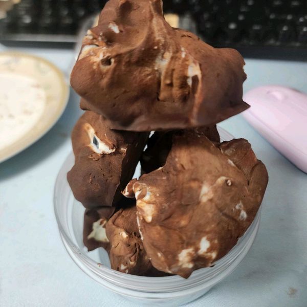 ブルーベリーグリークヨーグルトチョコボールのサムネイル