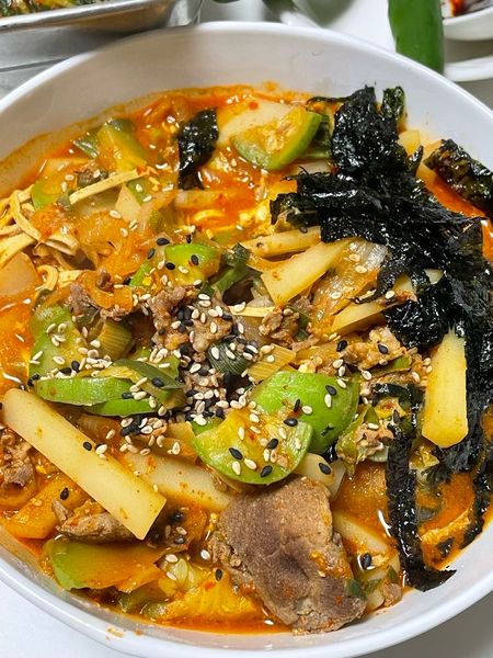두부면장칼국수의 썸네일