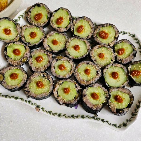 오이김밥1줄의 썸네일