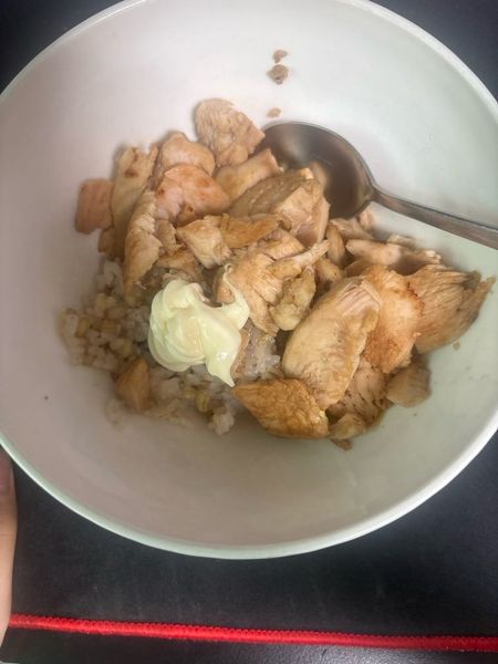 鶏むね肉マヨ丼のサムネイル