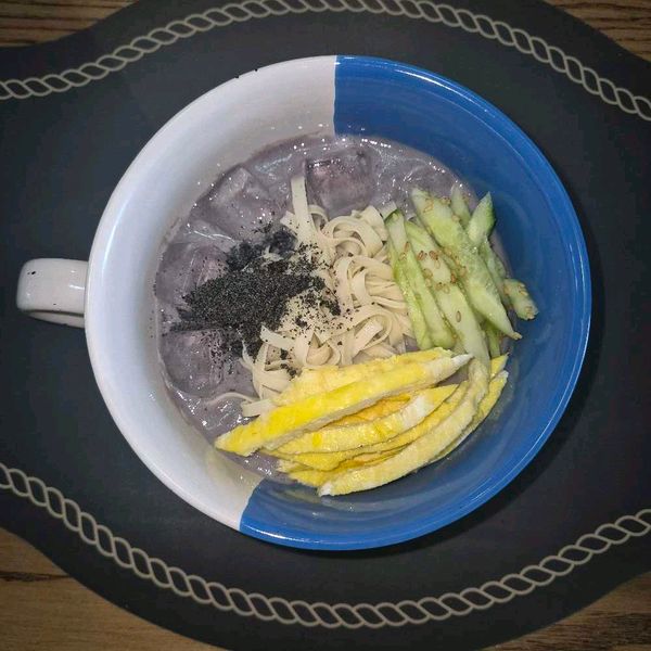 라이트 콩국수의 썸네일