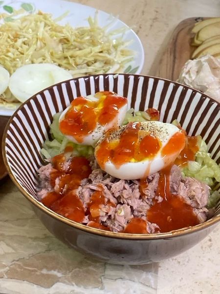두부 오이참치 덮밥의 썸네일