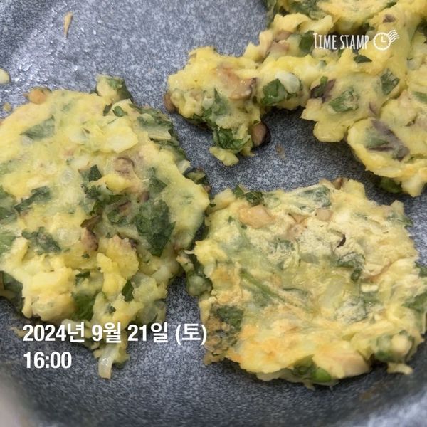 감자깻잎버섯전의 썸네일
