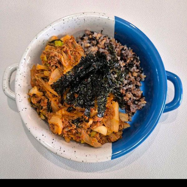 김치 참치 덮밥의 썸네일