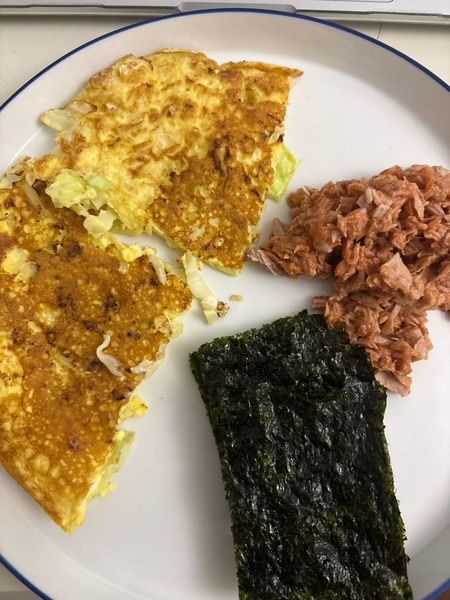 스리리차 기름뺀참치 양배추 계란 김의 썸네일