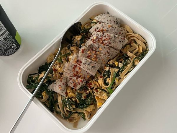 닭가슴살 부추 두부면 볶음의 썸네일