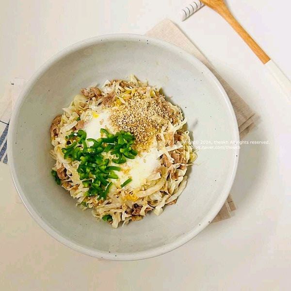 양배추 참치 꽃맛살 볶음밥의 썸네일