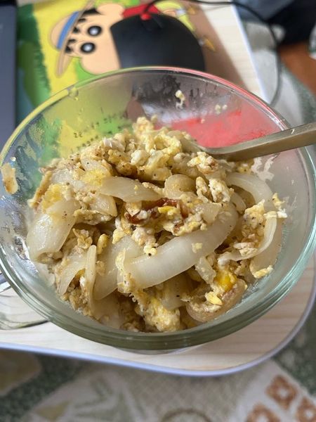 玉ねぎと卵の炒め物のサムネイル