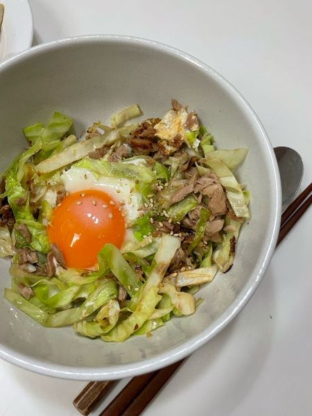 キャベツとツナの丼のサムネイル