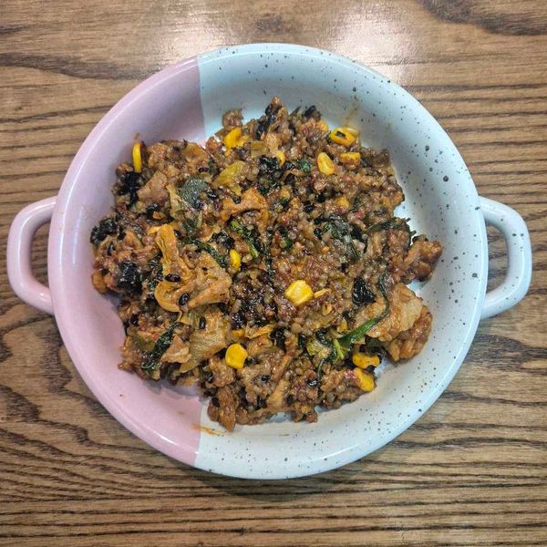 豚肉店の締めチャーハンのサムネイル