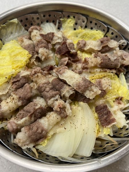 牛サムギョプサルと野菜の蒸し煮2のサムネイル
