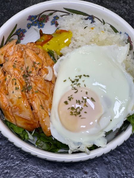 닭찌찌 샐러드 비빔밥의 썸네일
