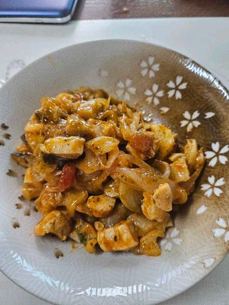 鶏むね肉とキャベツのトマト炒めのサムネイル