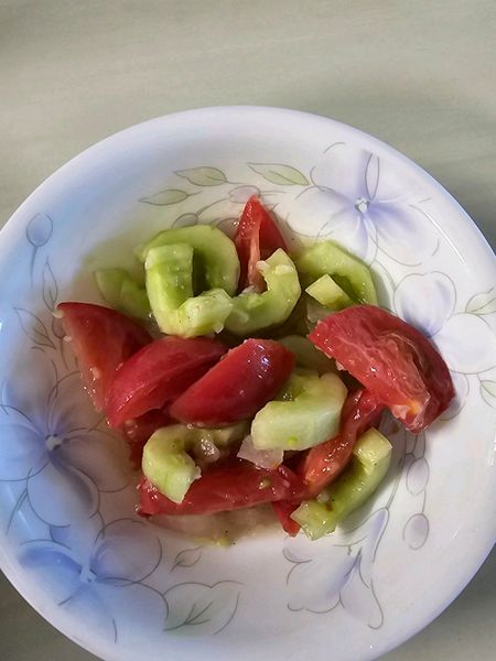 토마토오이샐러드의 썸네일