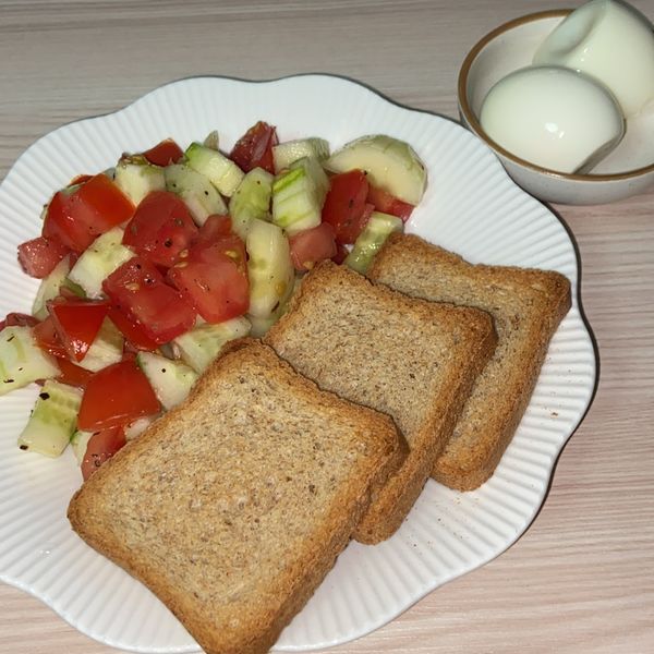 토마토 오이 샐러드의 썸네일
