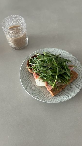ルッコラサンドイッチのサムネイル
