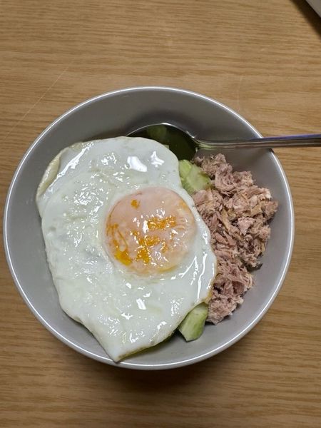 오이참치비빔밥의 썸네일