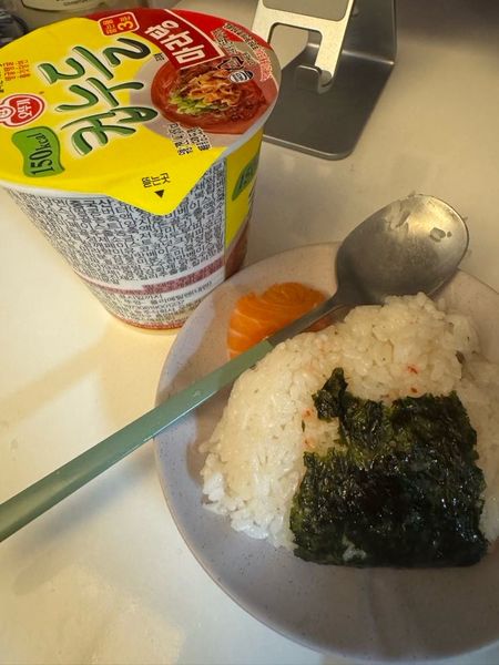 サーモン...おにぎり...のサムネイル