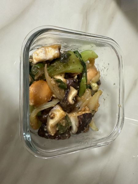 チンゲン菜ときのこの炒め物のサムネイル