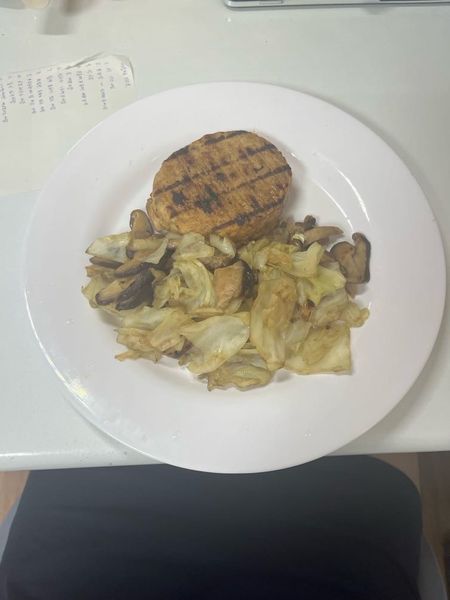 キャベツとしいたけの炒め物のサムネイル