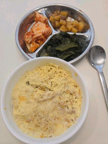 오트밀계란참치죽의 썸네일