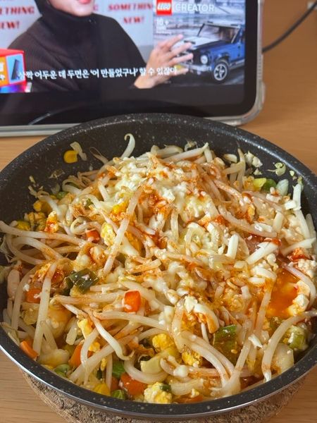 두부 야채 들어간 팟타이의 썸네일