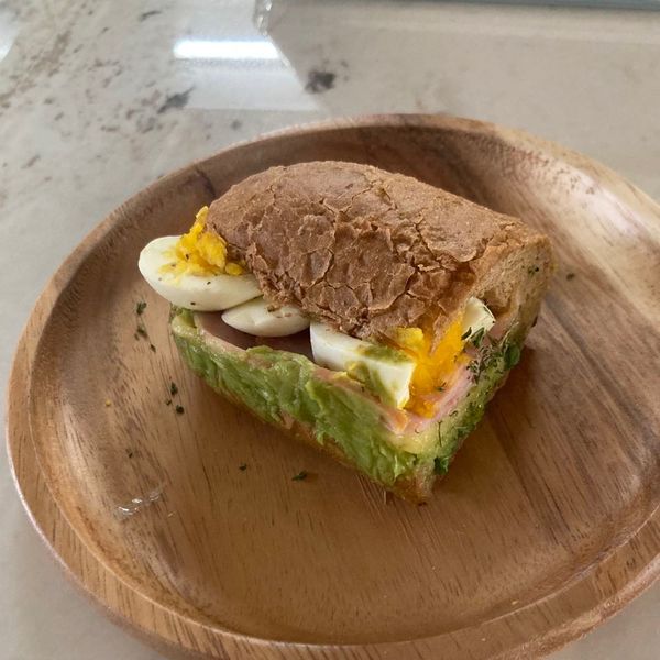 아보카도 애그 샌드위치🥑🥪의 썸네일