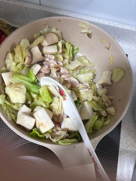 鶏肉と野菜の炒め物のサムネイル