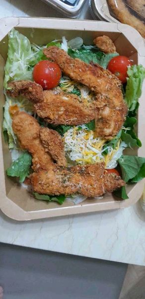 착착치킨탠더샐러드의 썸네일