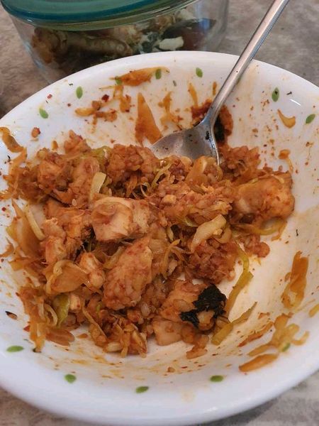 鶏むね肉とキャベツのチャーハンのサムネイル