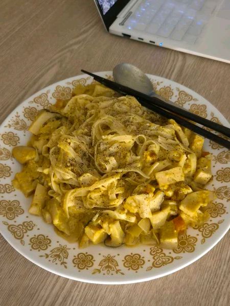 クリームカレーうどん1のサムネイル