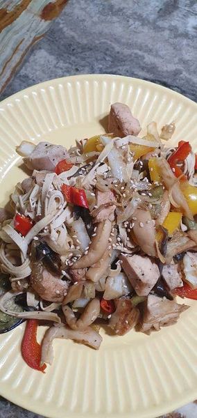 野菜と鶏むね肉の豆腐麺のサムネイル