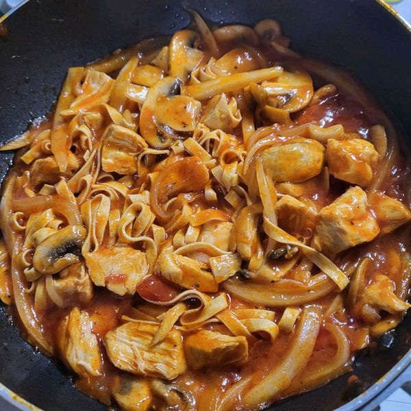 鶏胸肉と豆腐麺のパスタのサムネイル