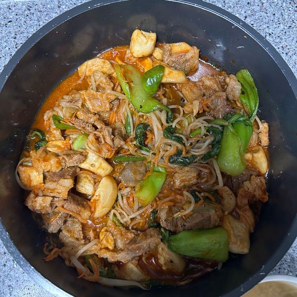 牛バラ肉と野菜の炒め物のサムネイル