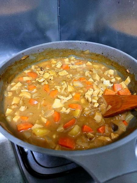 Thumbnail of Curry