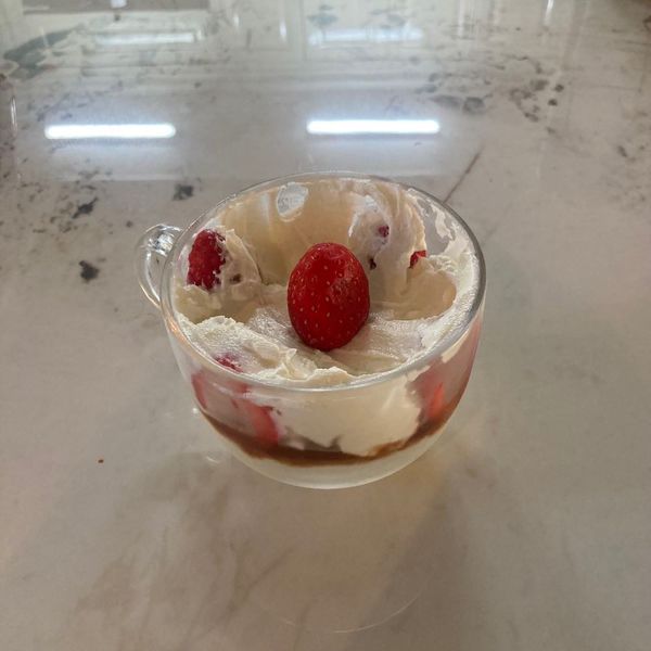 🍓다이어트 딸기 생크림 떠먹케🥄🍰의 썸네일