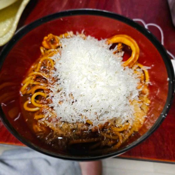 イカとトマトのパスタのサムネイル