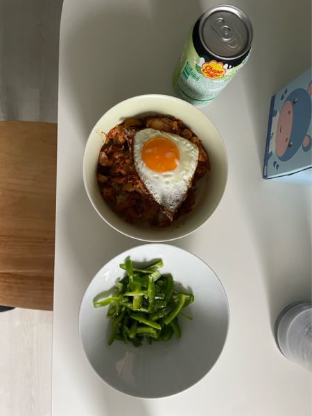 김치참치킨 덮의 썸네일